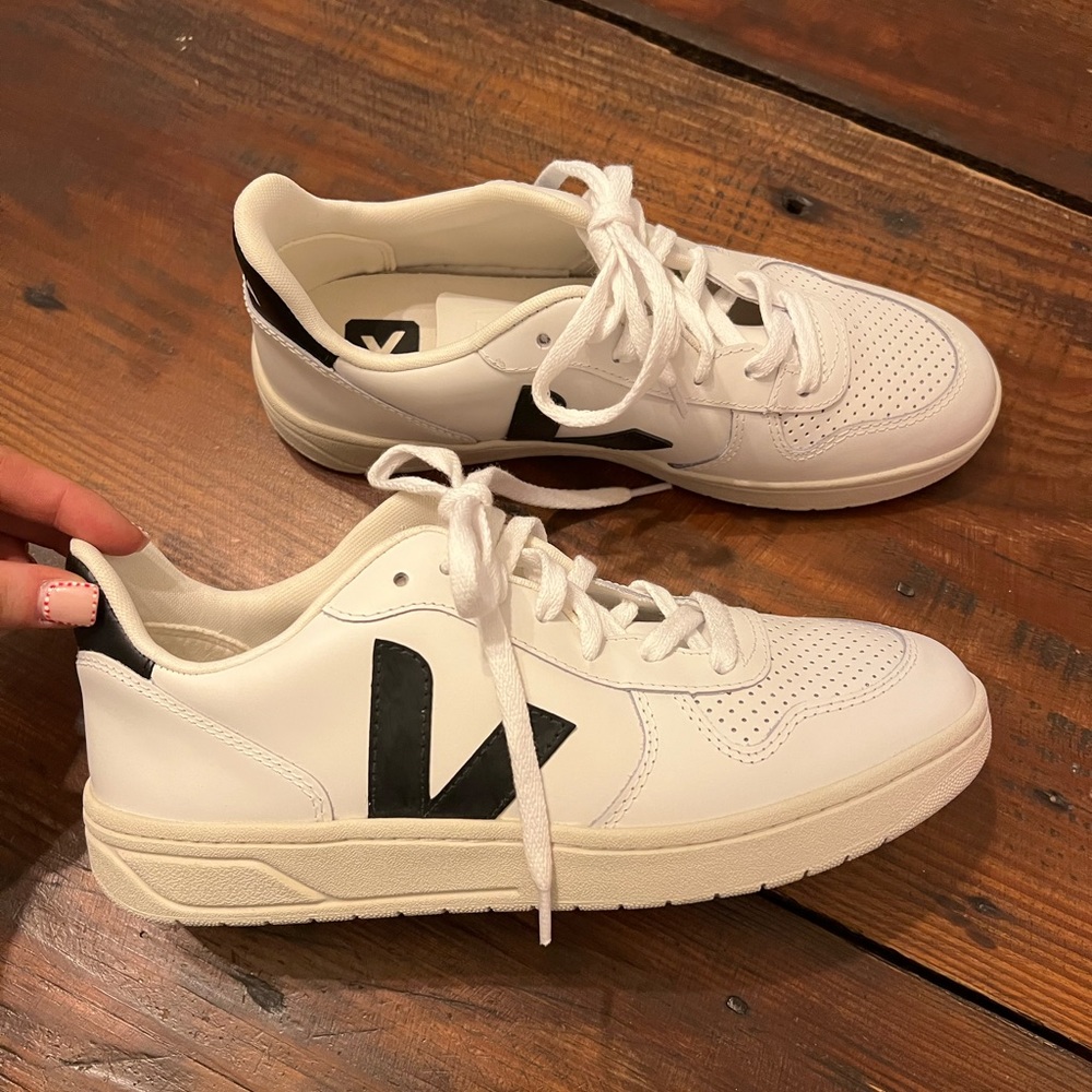 Vejas men size 8.5